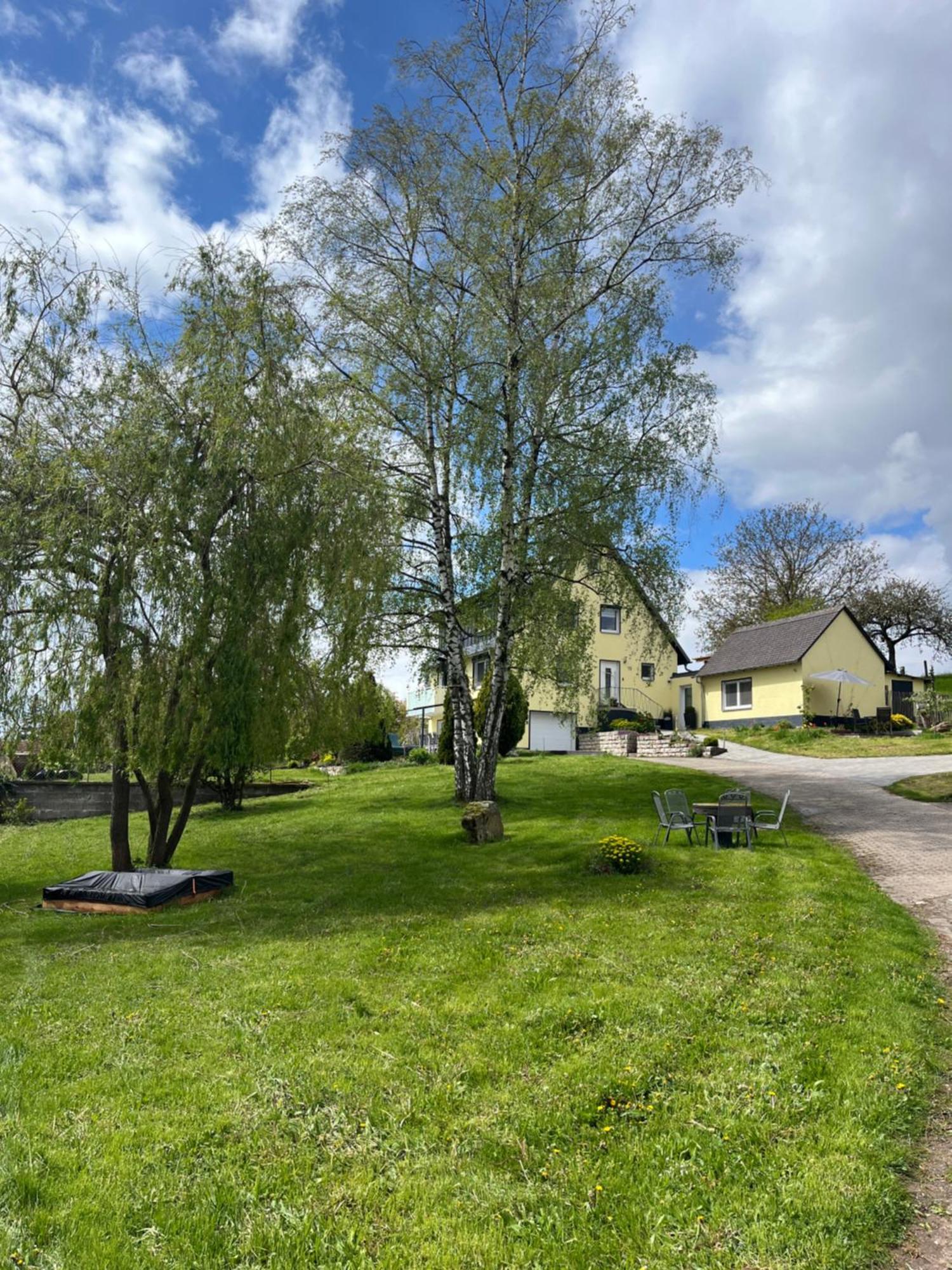 Fewo Haus Hutzelbuck In Idyllisch-Gruener Lage Naehe An Ansbach Exteriör bild