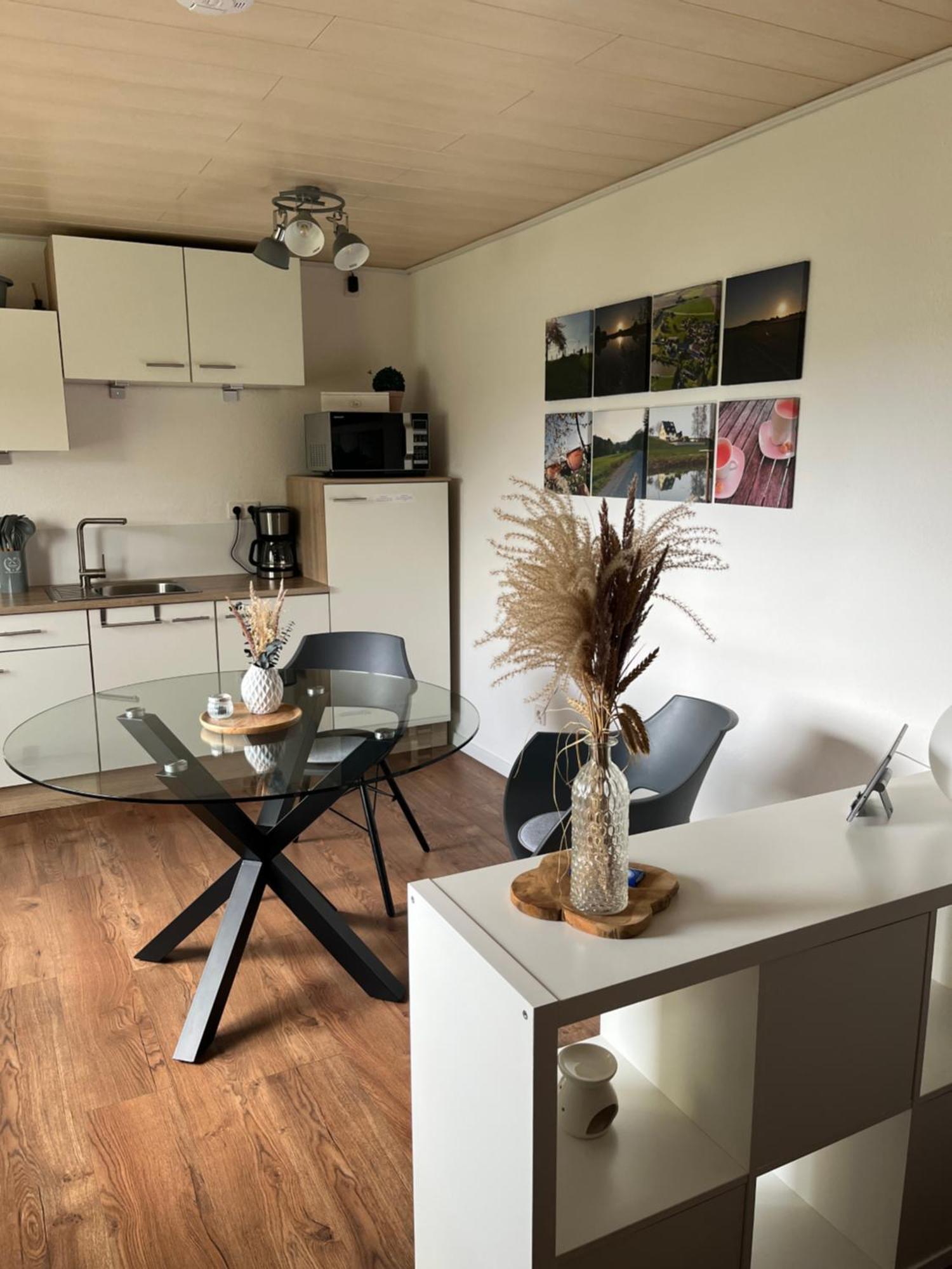 Fewo Haus Hutzelbuck In Idyllisch-Gruener Lage Naehe An Ansbach Exteriör bild