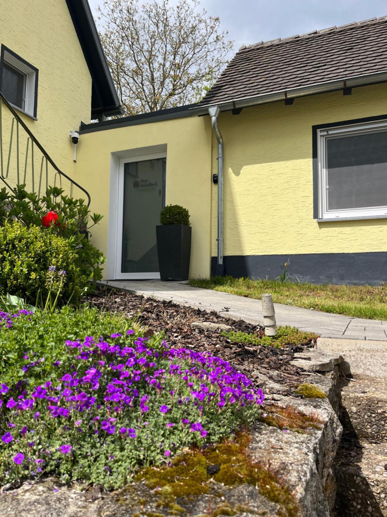 Fewo Haus Hutzelbuck In Idyllisch-Gruener Lage Naehe An Ansbach Exteriör bild