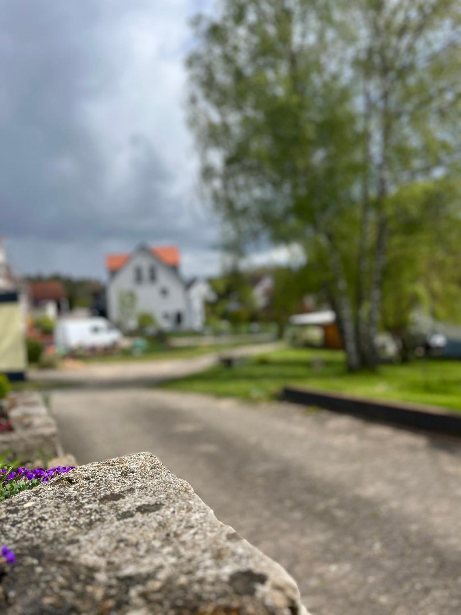 Fewo Haus Hutzelbuck In Idyllisch-Gruener Lage Naehe An Ansbach Exteriör bild